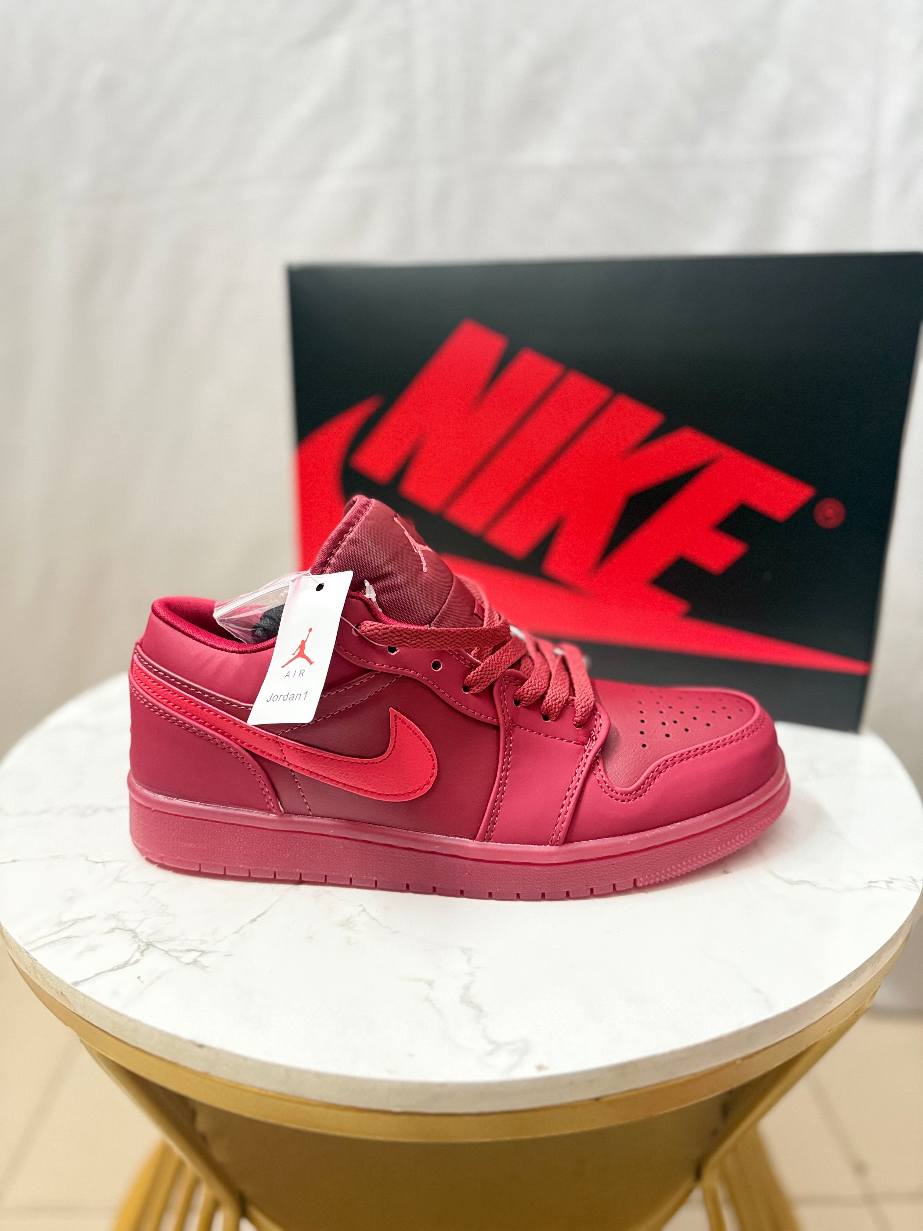 Air Jordan 1 Low Triple Red Premium Edition