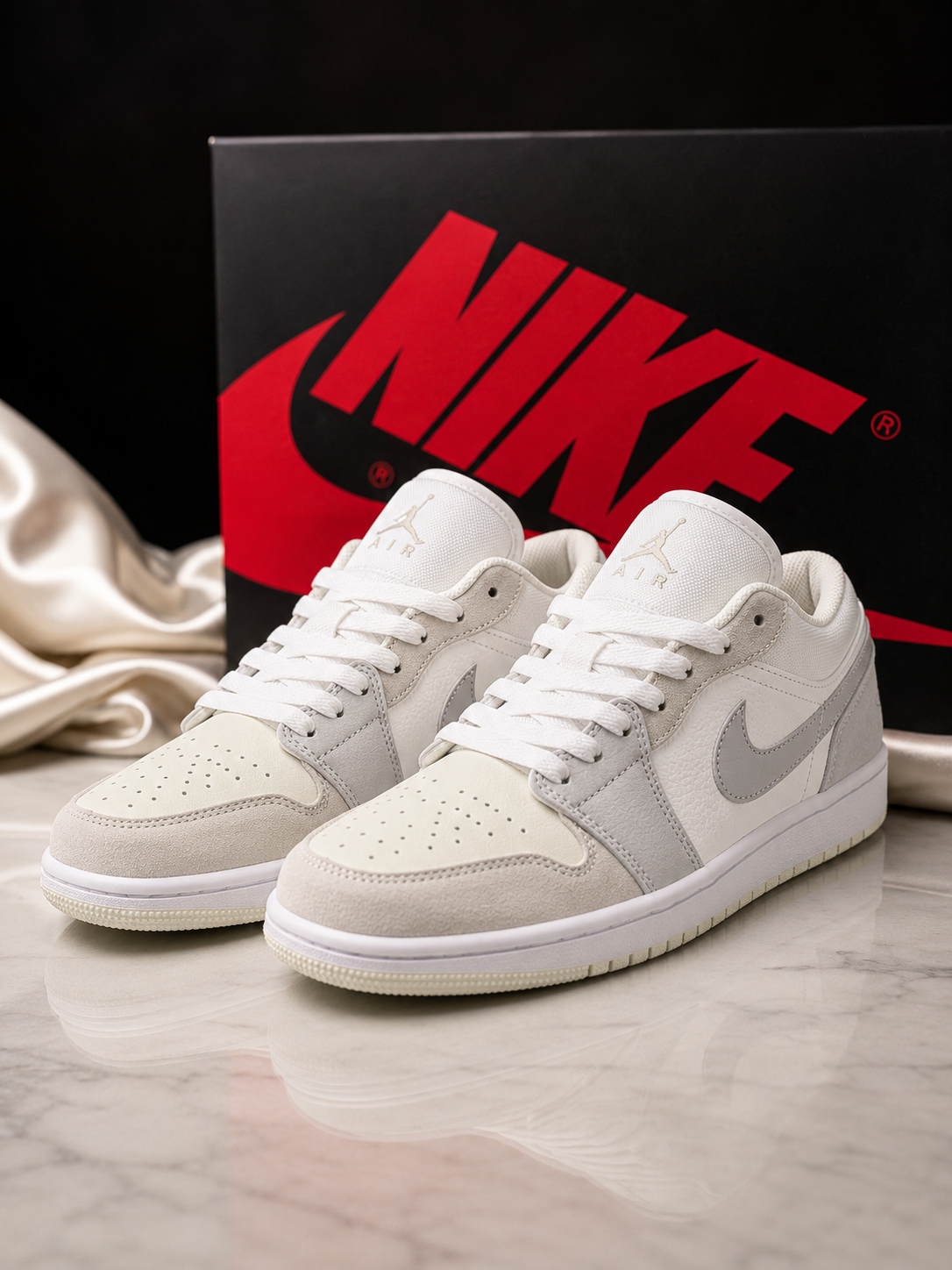 Air Jordan 1 Low White Smoke Grey